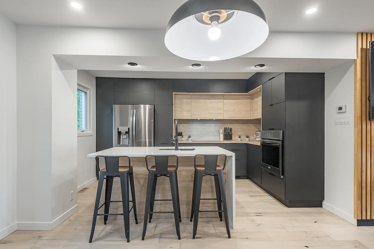 ברוסארד Free Parking Prime Location New Modern Condo מראה חיצוני תמונה